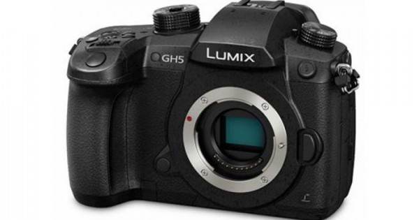Panasonic Lumix DC-GH5 Mirrorless Micro Four Thirds Digital
